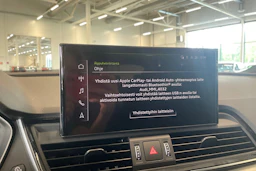 met. musta Audi Q5 2023 kuva 23.
