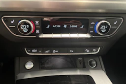 met. musta Audi Q5 2023 kuva 29.