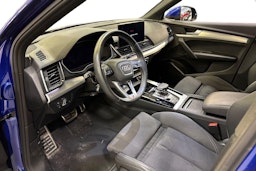 met. sininen Audi Q5 2023 kuva 3.