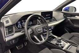 met. sininen Audi Q5 2023 kuva 7.