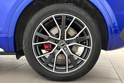 met. sininen Audi Q5 2023 kuva 11.