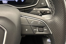 met. sininen Audi Q5 2023 kuva 19.