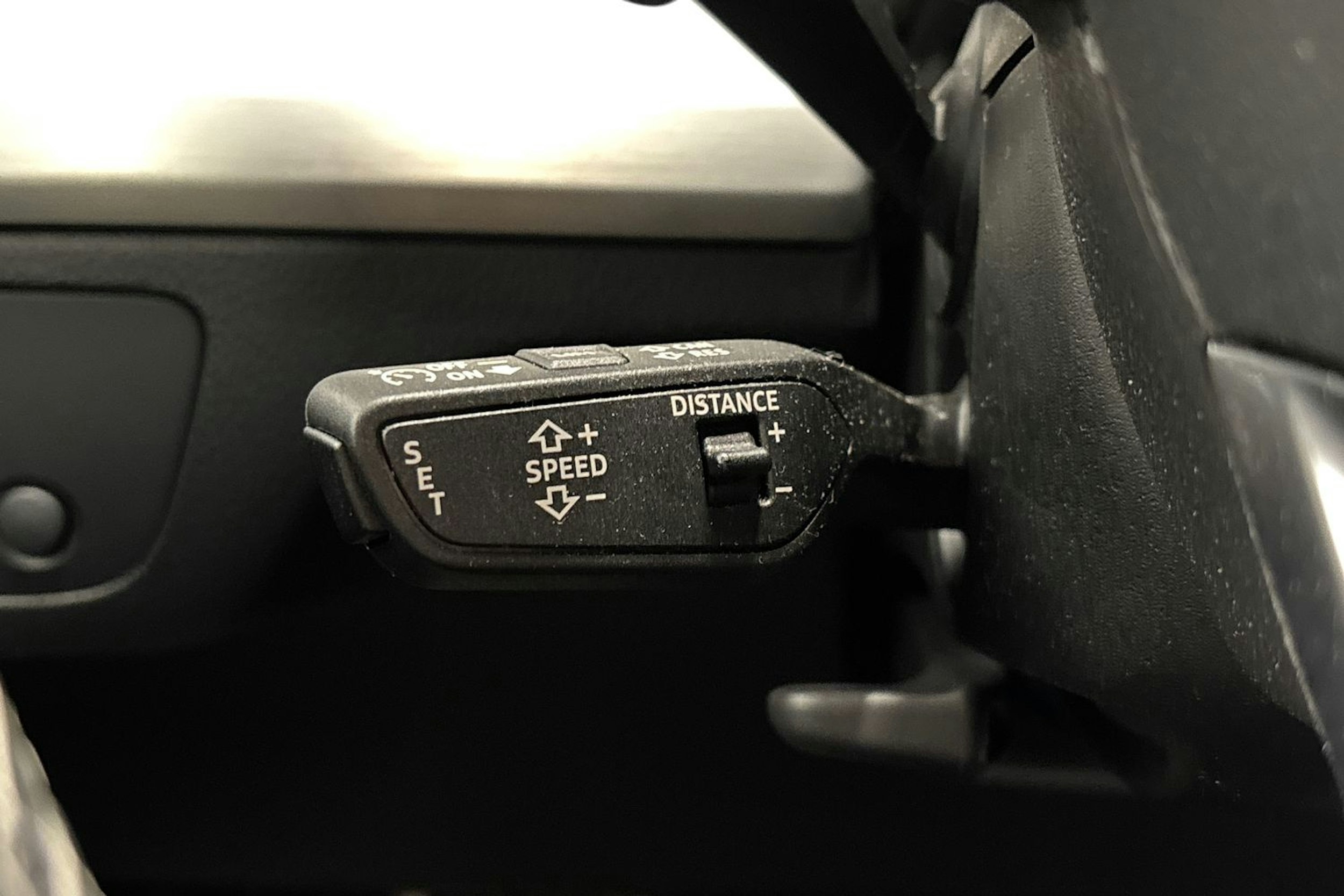 met. sininen Audi Q5 2023 kuva 20.