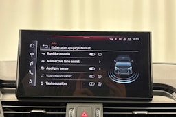 met. sininen Audi Q5 2023 kuva 25.