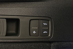 met. sininen Audi Q5 2023 kuva 30.