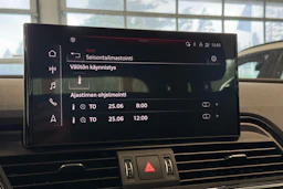 musta Audi Q5 2023 kuva 29.