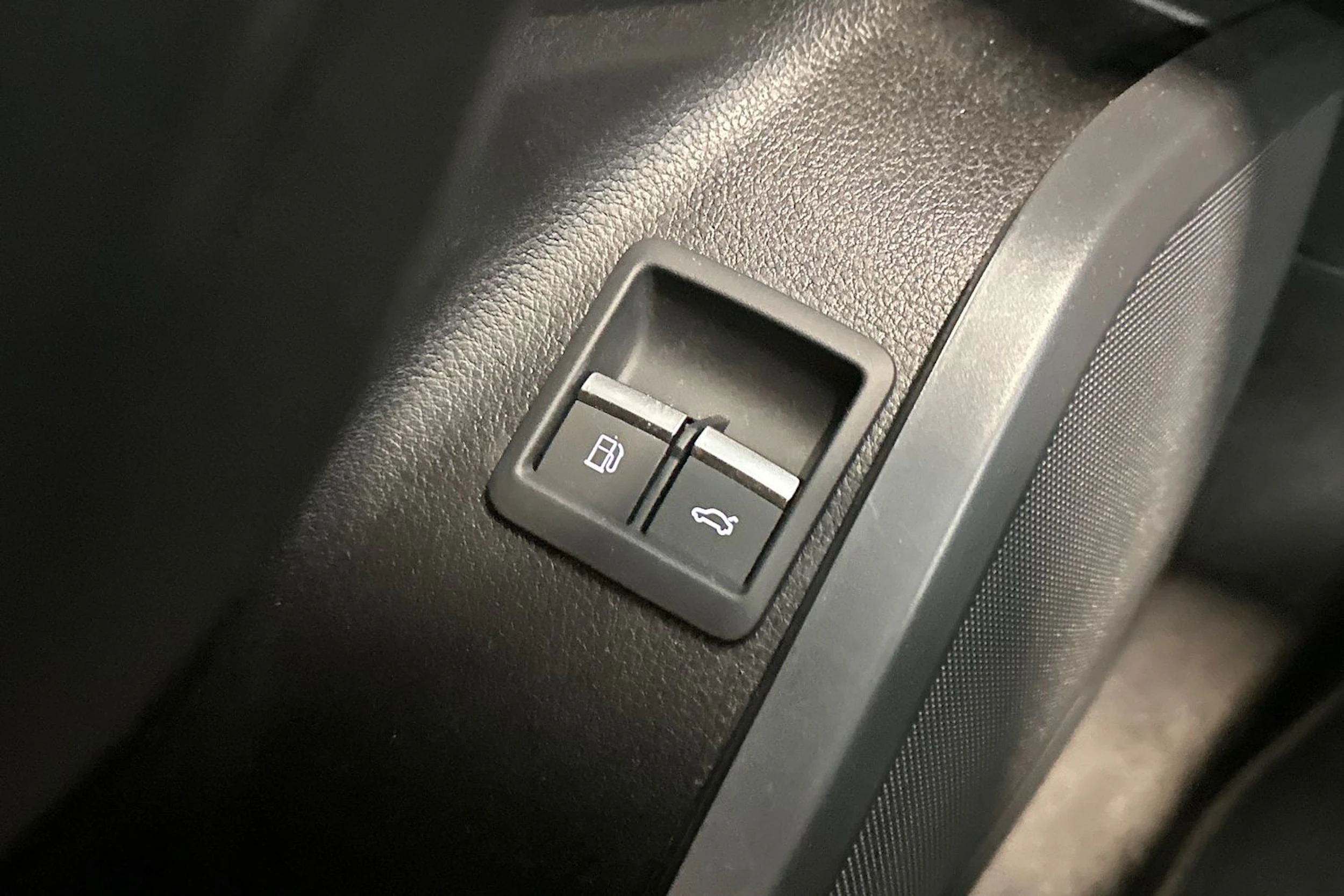 musta Audi Q5 2023 kuva 16.
