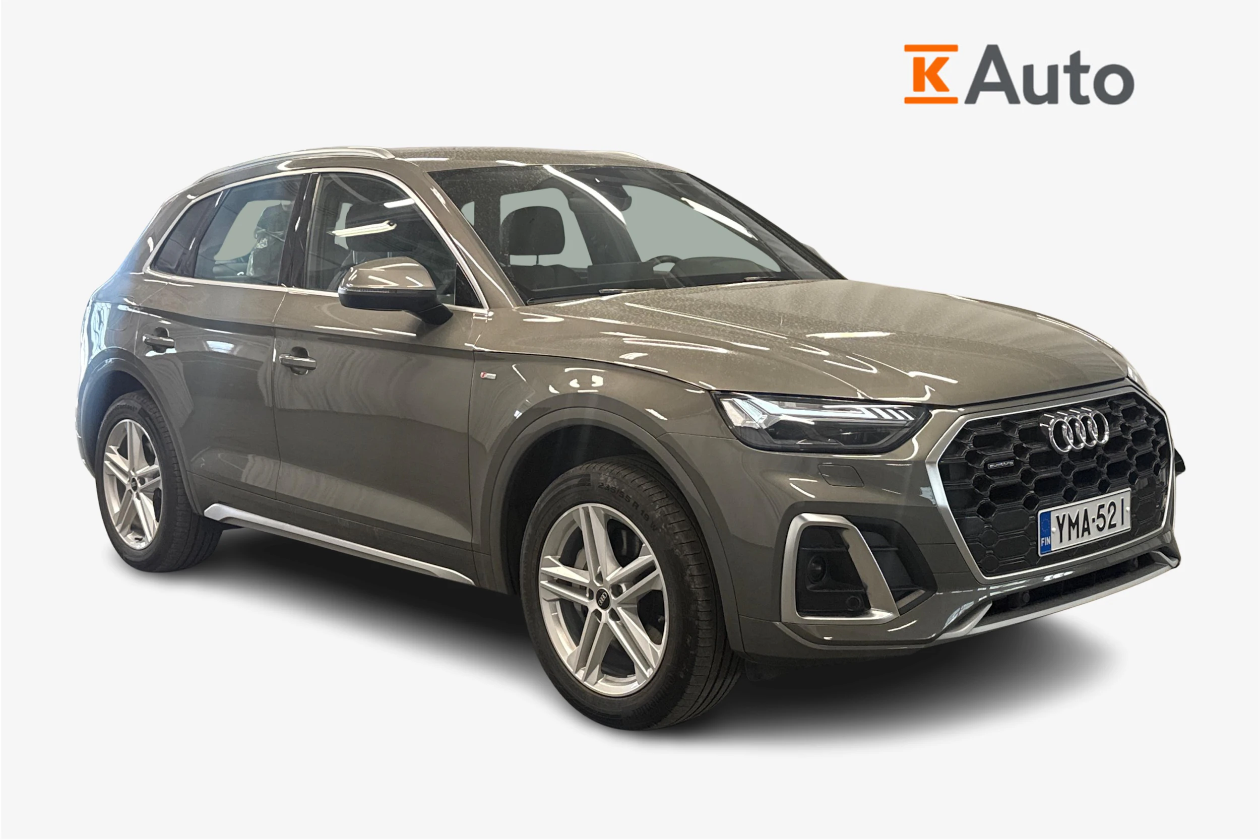 harmaa Audi Q5 2023 kuva 1.