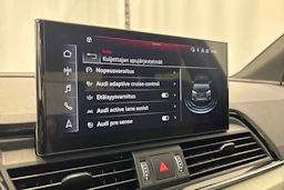 musta Audi Q5 2023 kuva 25.