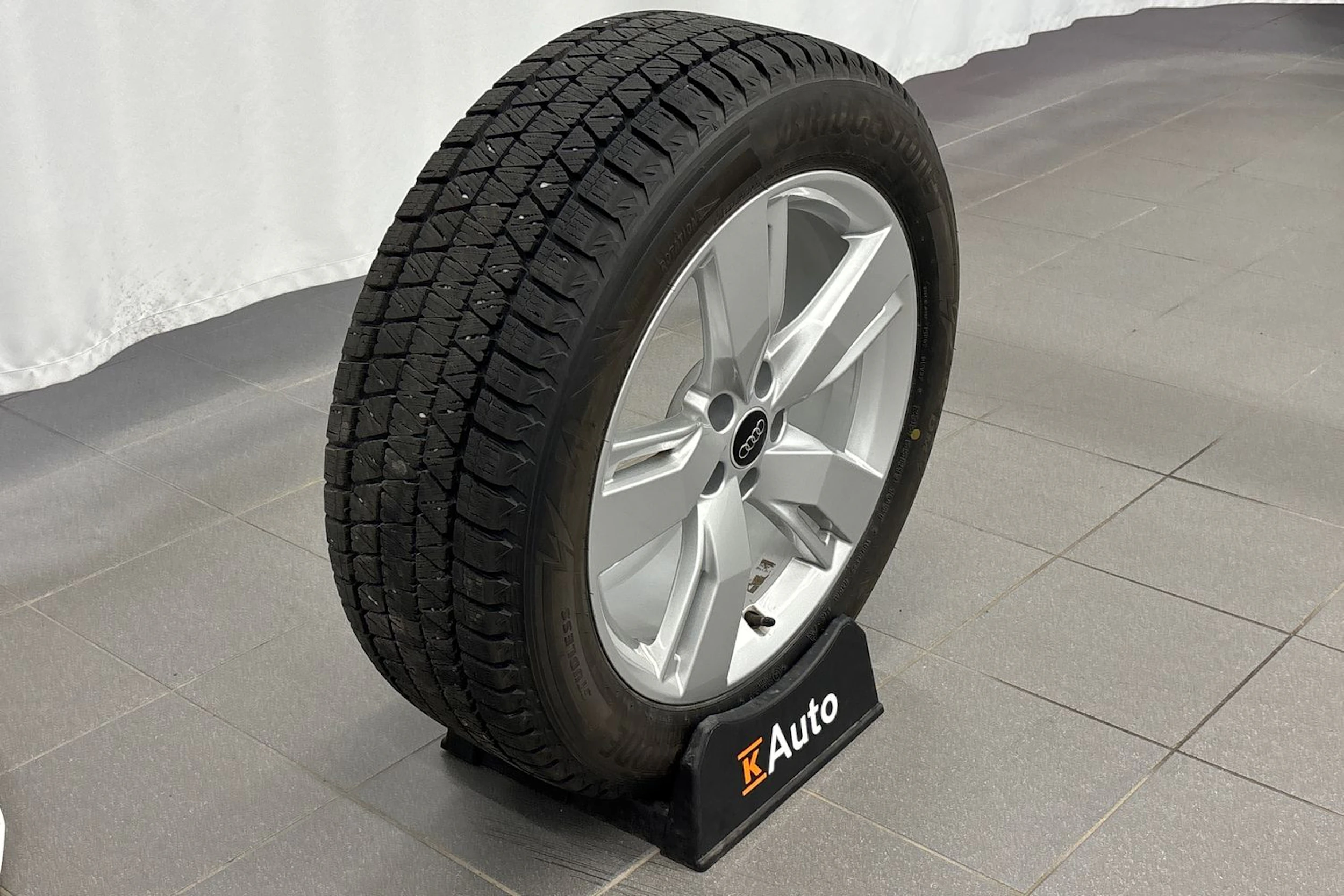 musta Audi Q5 2023 kuva 31.