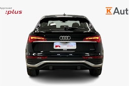 musta Audi Q5 2024 kuva 3.