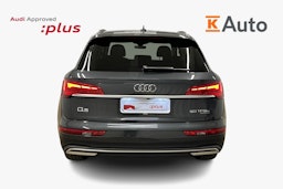 harmaa Audi Q5 2024 kuva 3.