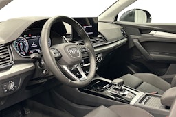 harmaa Audi Q5 2024 kuva 7.