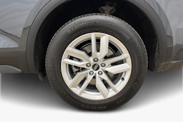 harmaa Audi Q5 2024 kuva 11.