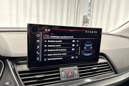 harmaa Audi Q5 2024 kuva 23.