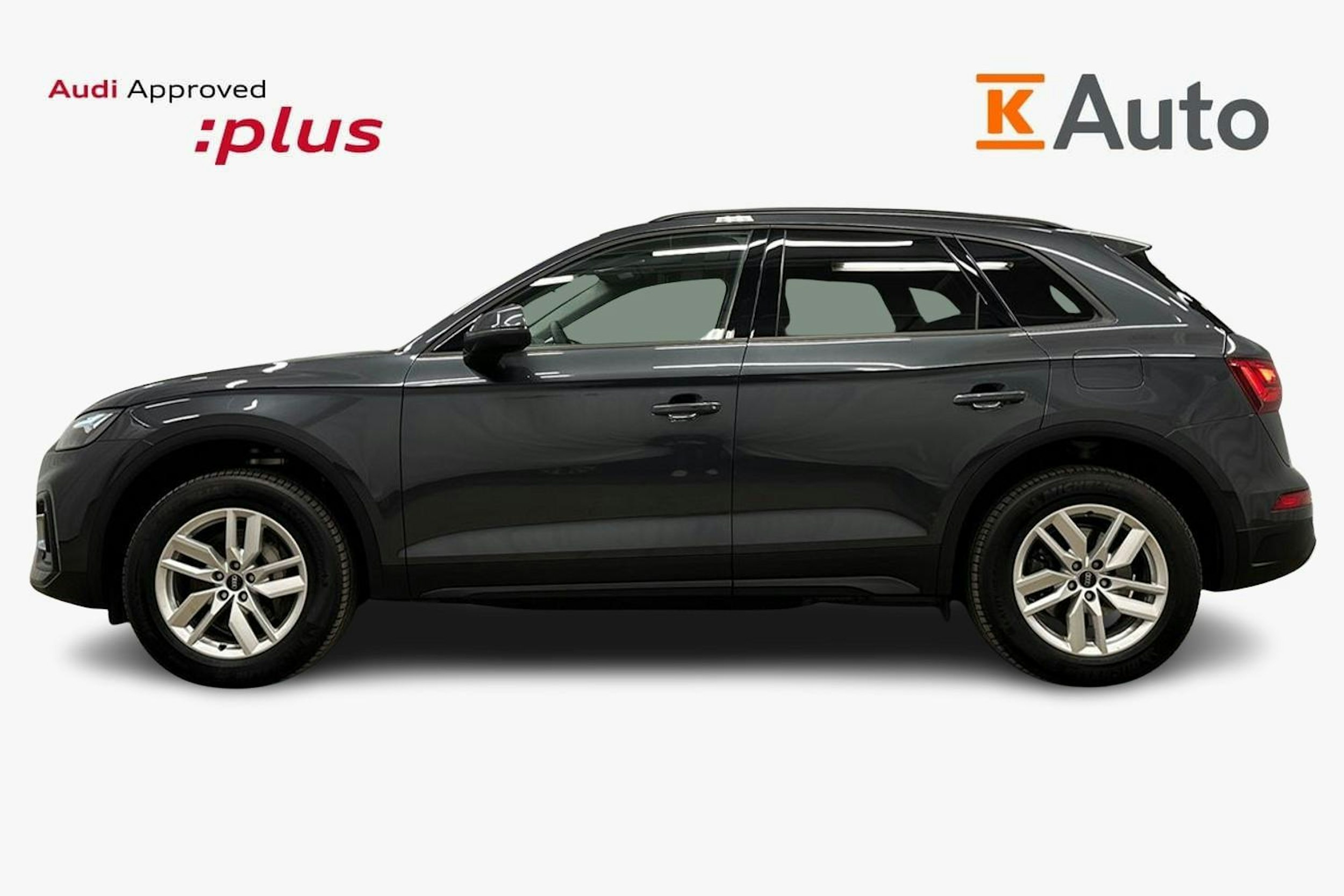 harmaa Audi Q5 2024 kuva 5.