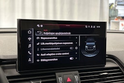 harmaa Audi Q5 2024 kuva 22.