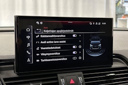 harmaa Audi Q5 2024 kuva 24.
