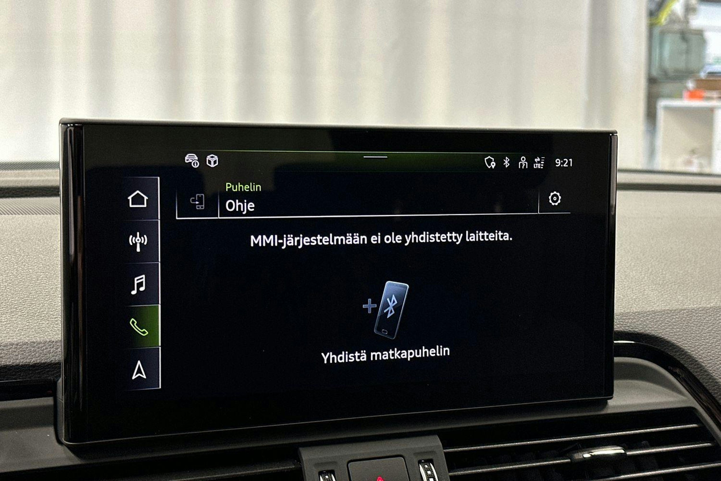 harmaa Audi Q5 2024 kuva 26.