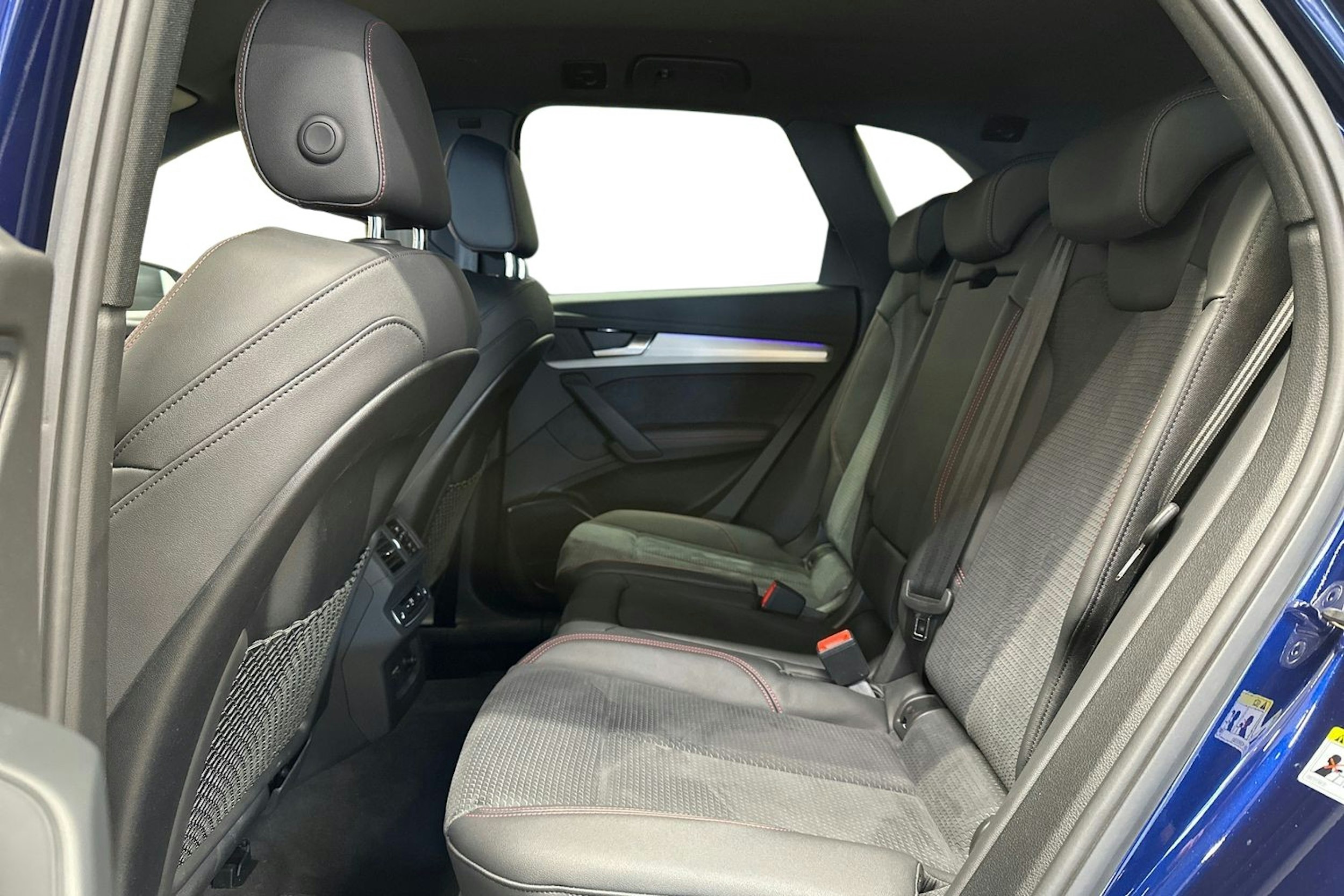 Audi Q5 2024 kuva 14.