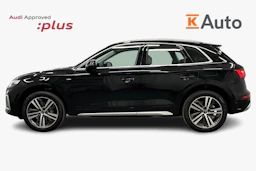 musta Audi Q5 2024 kuva 5.