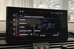 musta Audi Q5 2024 kuva 27.