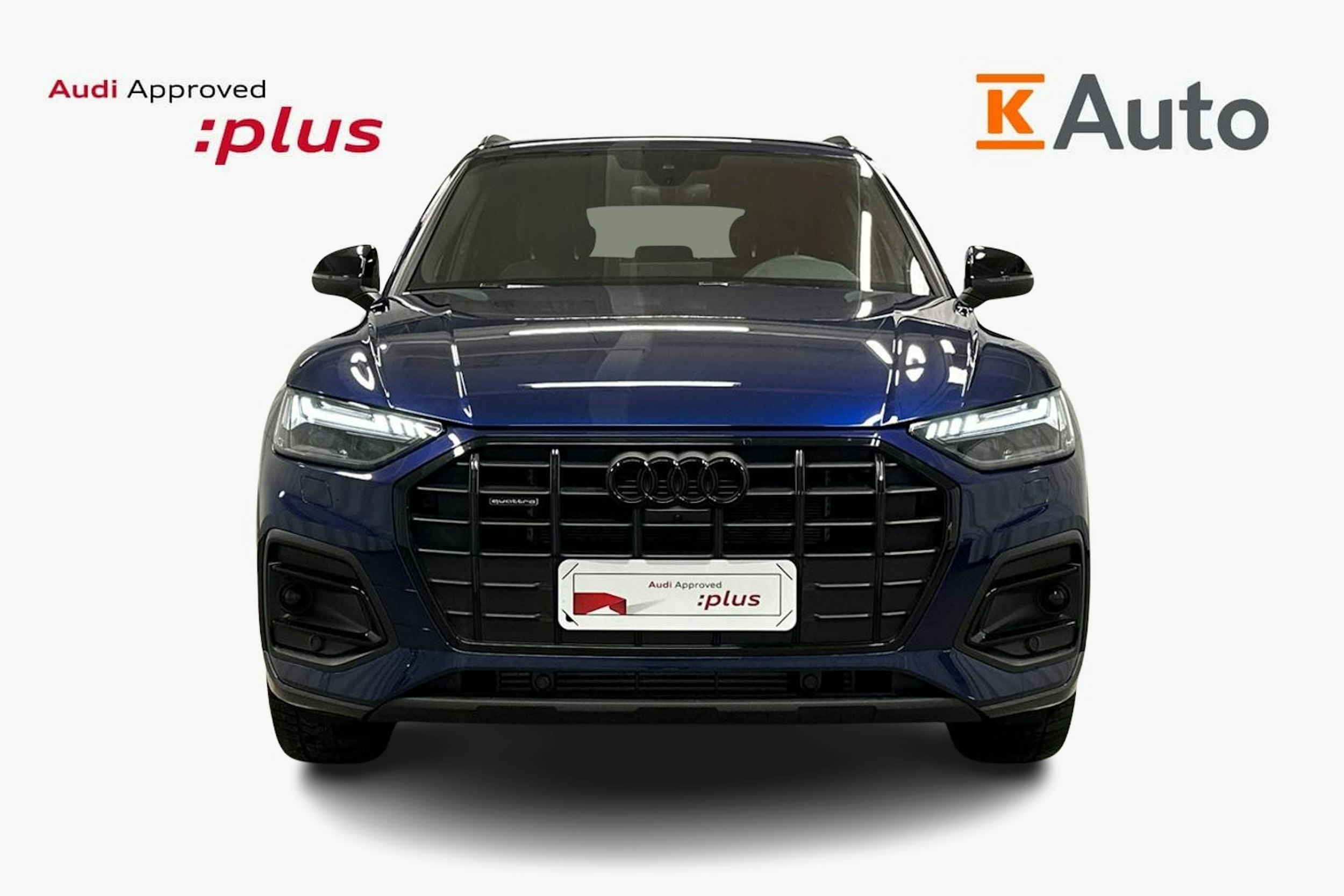 sininen Audi Q5 2024 kuva 5.