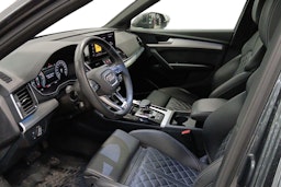 harmaa Audi Q5 2024 kuva 3.