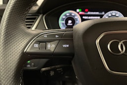 harmaa Audi Q5 2024 kuva 26.