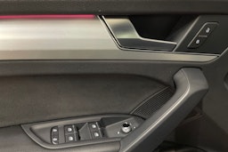 harmaa Audi Q5 2024 kuva 29.