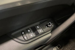 harmaa Audi Q5 2024 kuva 17.