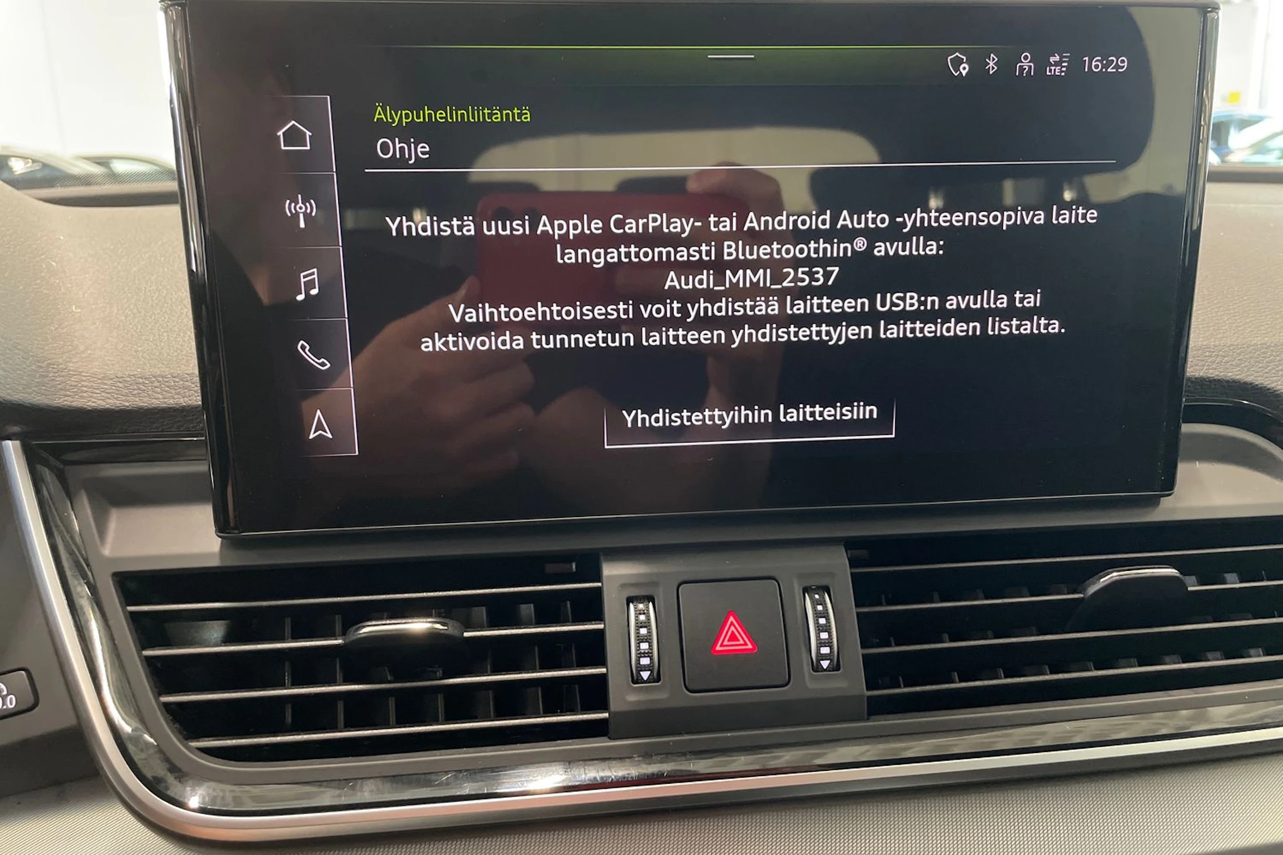 harmaa Audi Q5 2024 kuva 20.