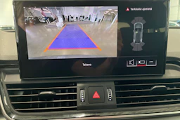 harmaa Audi Q5 2024 kuva 23.