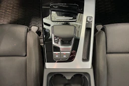 harmaa Audi Q5 2024 kuva 25.
