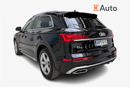 musta Audi Q5 2024 kuva 3.