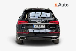 musta Audi Q5 2024 kuva 4.