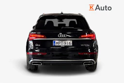 musta Audi Q5 2024 kuva 4.