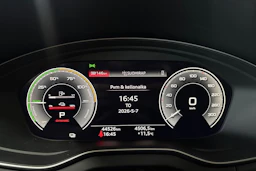 musta Audi Q5 2024 kuva 19.