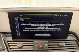 musta Audi Q5 2024 kuva 27.