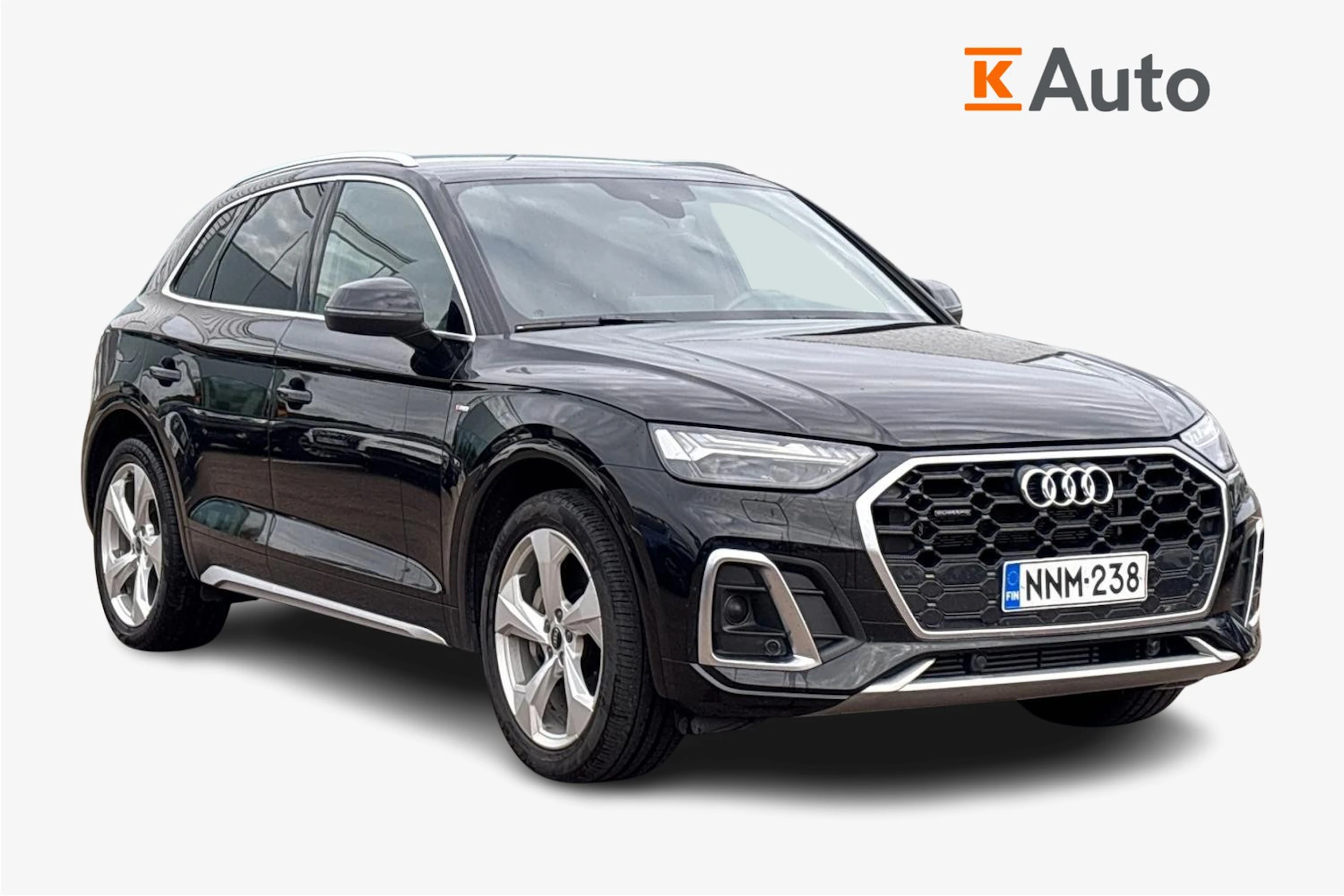 Musta Audi Q5 2024 kuva 1.