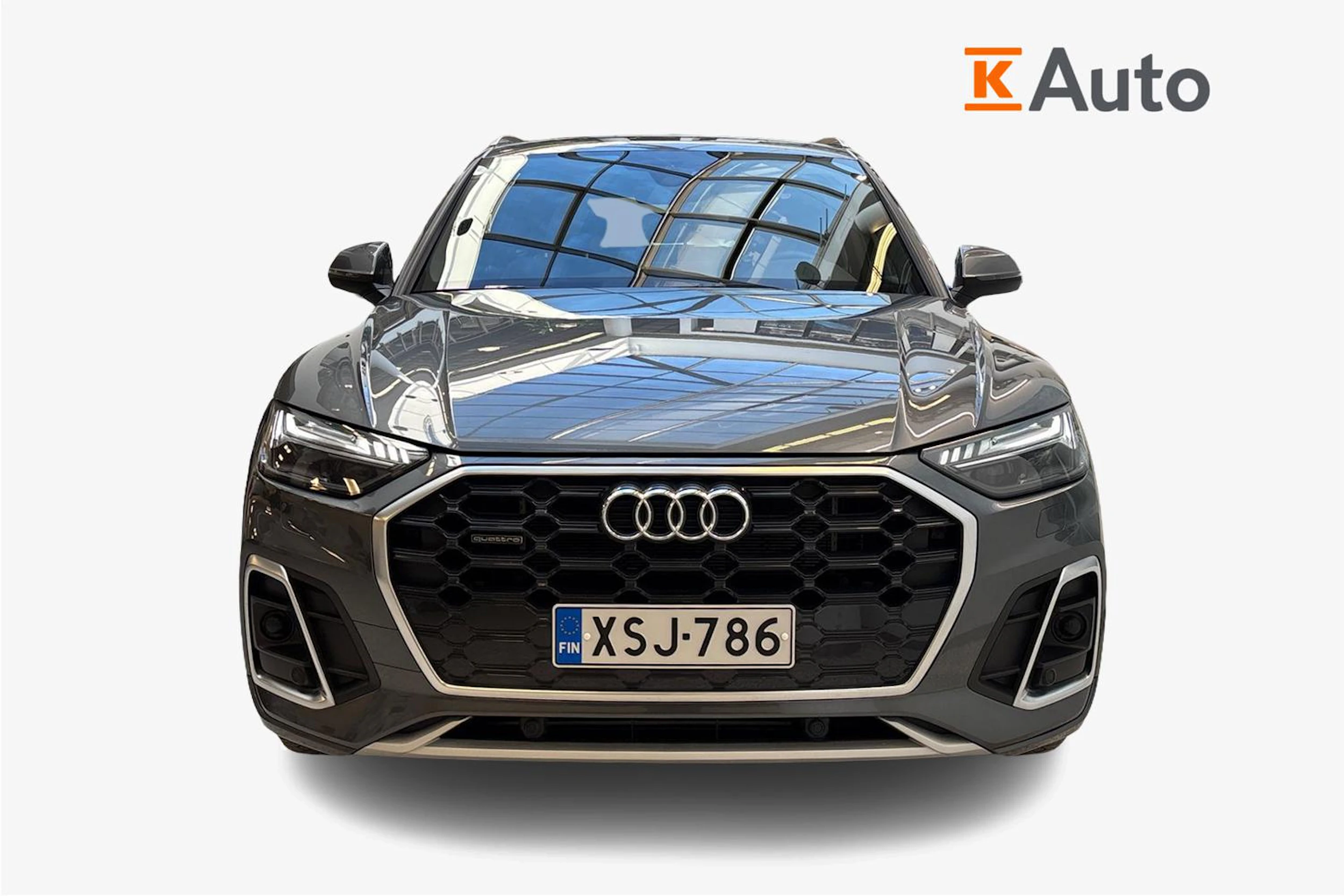 harmaa Audi Q5 2024 kuva 4.