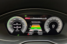 harmaa Audi Q5 2024 kuva 21.