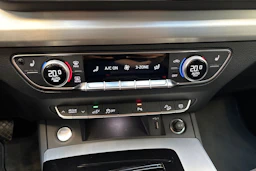 harmaa Audi Q5 2024 kuva 24.