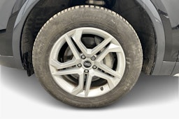 musta Audi Q5 2024 kuva 9.