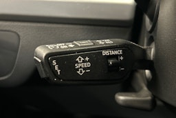 musta Audi Q5 2024 kuva 18.