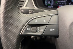 Harmaa Audi Q5 2024 kuva 22.