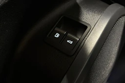 Musta Audi Q5 2024 kuva 20.