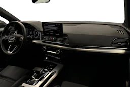 harmaa Audi Q5 2025 kuva 9.