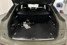 harmaa Audi Q5 2025 kuva 15.