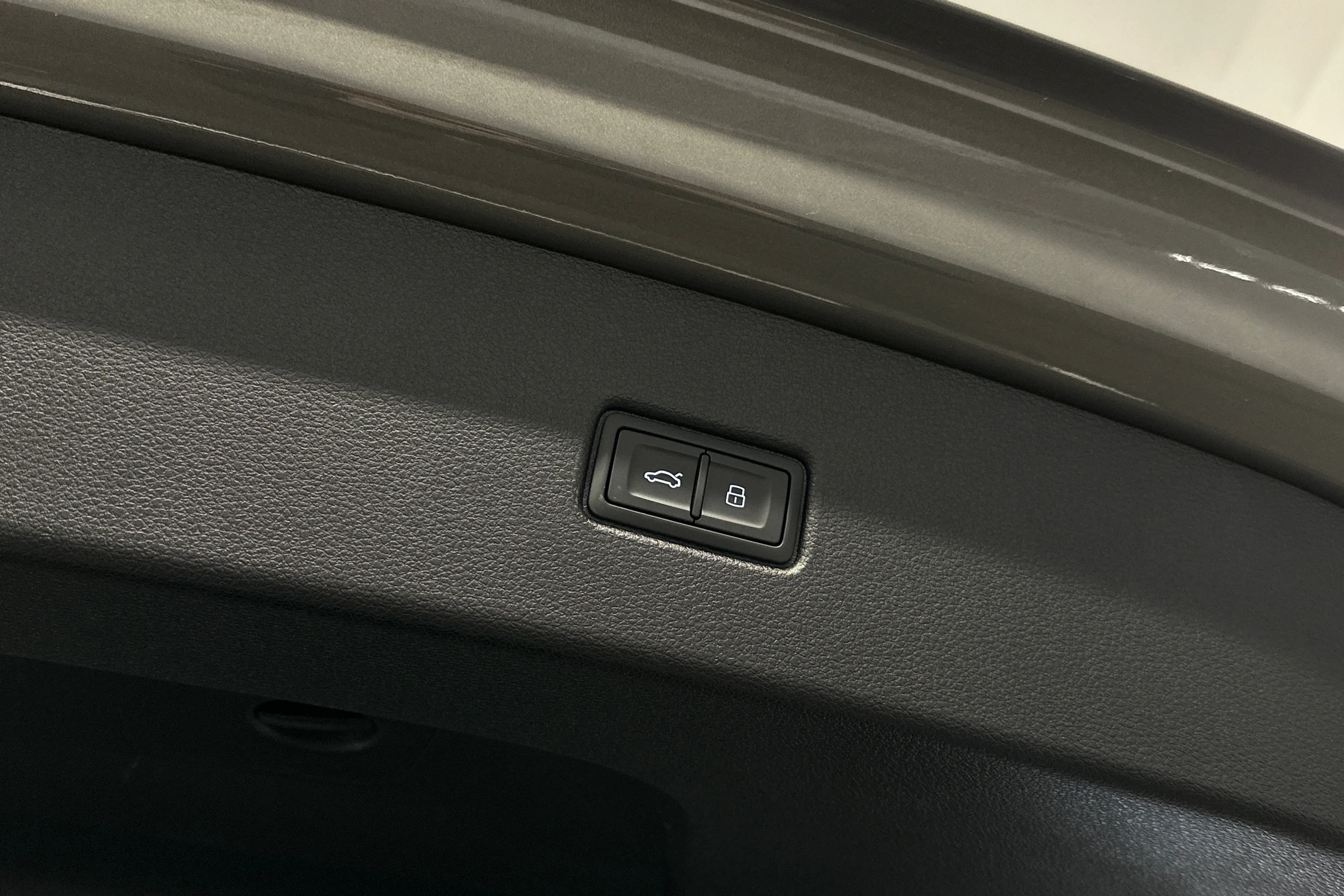 harmaa Audi Q5 2025 kuva 16.